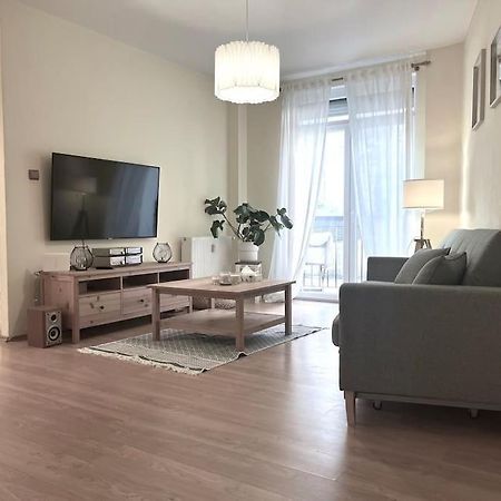Home In The Heart Of The City Братислава Экстерьер фото
